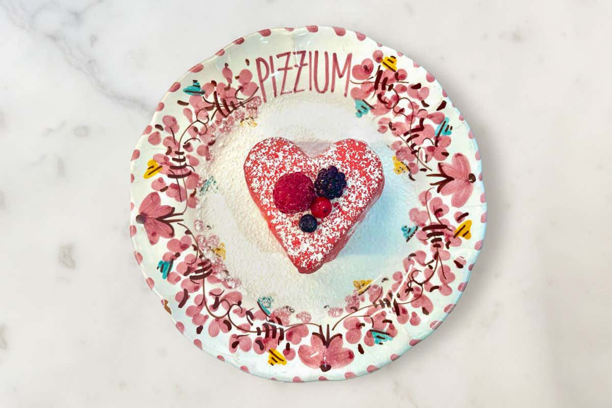 Nel giorno dell'amore pizze a forma di cuore da Pizzium e Crocca